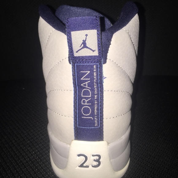 Mens Air Jordan 12 Retro in Size 10.5 - Picture 3 of 3